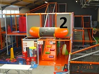 Grote speelmodule inclusief karrencircuit +/- 60 m²