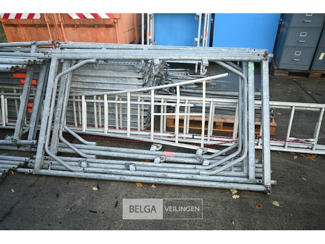 Grote stalen stelling - afbeelding 4 van  11