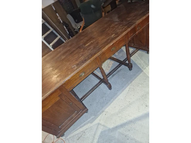 Grote tafel-bureau - afbeelding 1 van  3