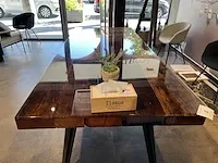 Grote tafel hout met epoxy - afbeelding 3 van  9