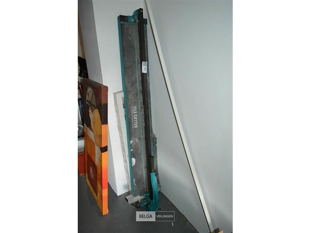Grote tegelsnijder 142cm - afbeelding 1 van  4