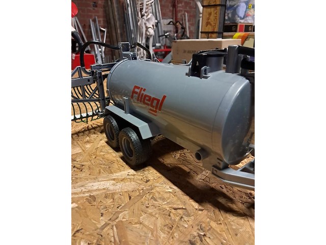 Grote tractor sproeisysteem ( l 680 mm ) - afbeelding 6 van  6