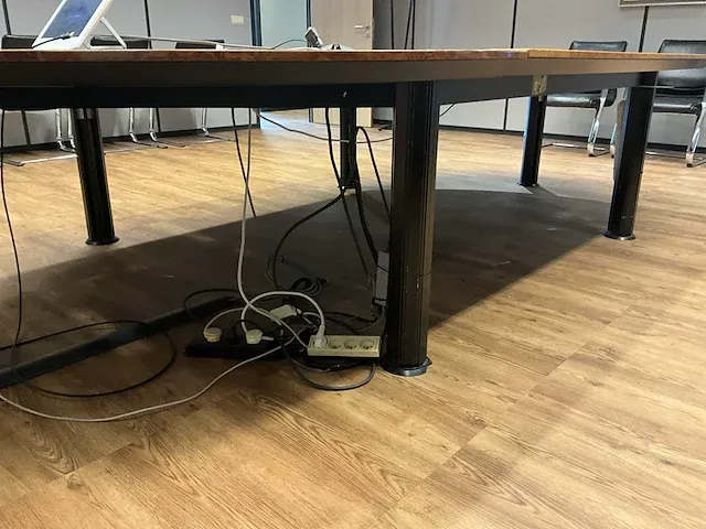 Grote vergadertafel fantoni ufficio - afbeelding 5 van  15