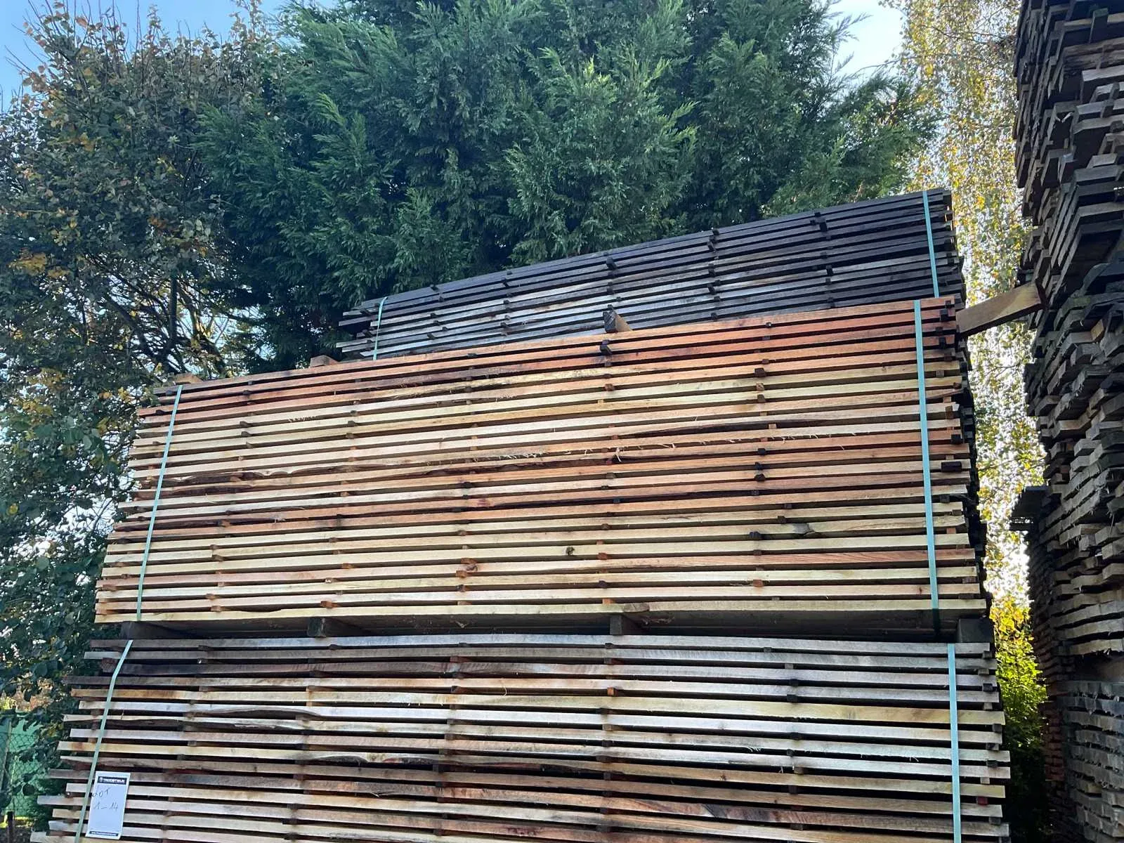 Grote voorraad hout