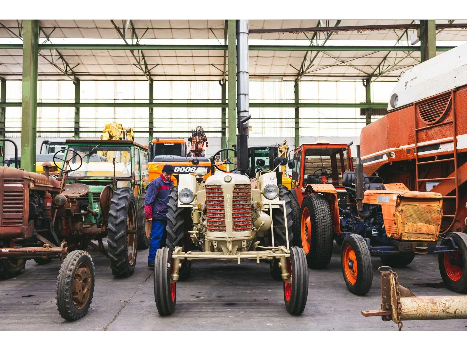 Grote zomerveiling: grondverzet-, bouw- en landbouwmachines