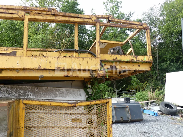 Groves gears crawler thermische schaarlift sm4688r - afbeelding 15 van  16