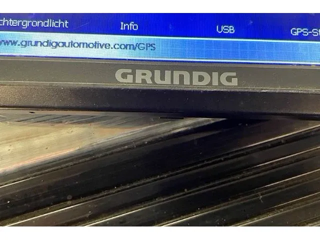 Grundig navigatiesysteem - afbeelding 2 van  5