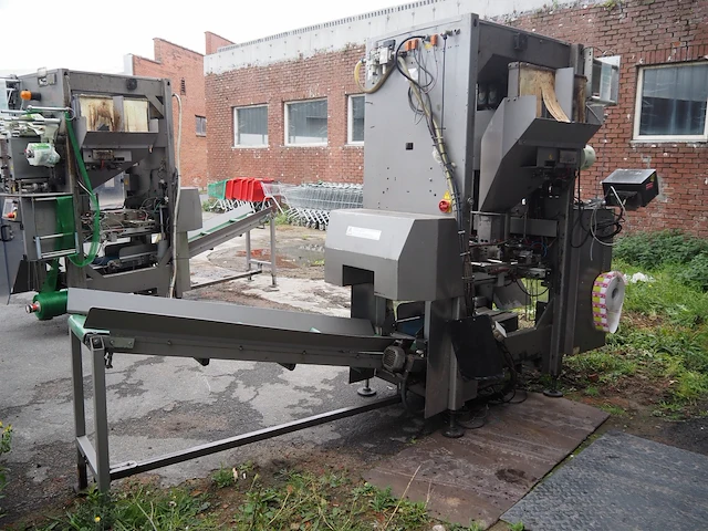 Grupo giró - afbeelding 19 van  24