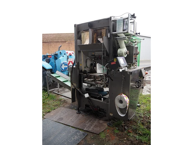 Grupo giró - afbeelding 20 van  24