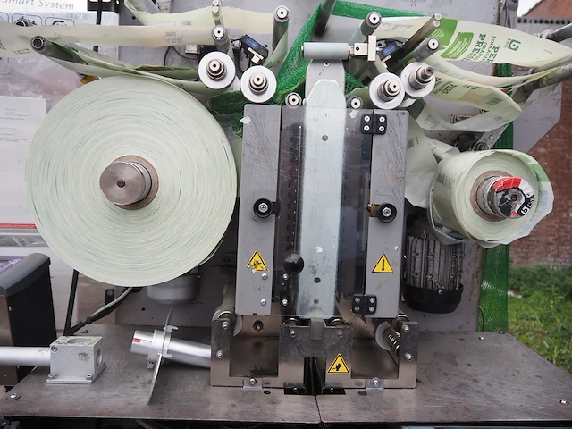 Grupo giró - afbeelding 8 van  21