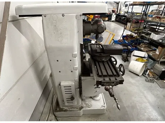 Grupp uf 100 universele freesmachine - afbeelding 4 van  9