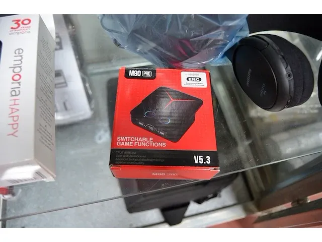 Gsm emporia e30, draadloze oortjes m90 pro, draadloze hoofdtelefoon philips, 3 draadloze hoofdtelefoons xtronic, soundbar azatom, key finder, 2 usb kabels, wifi powerline - afbeelding 4 van  10