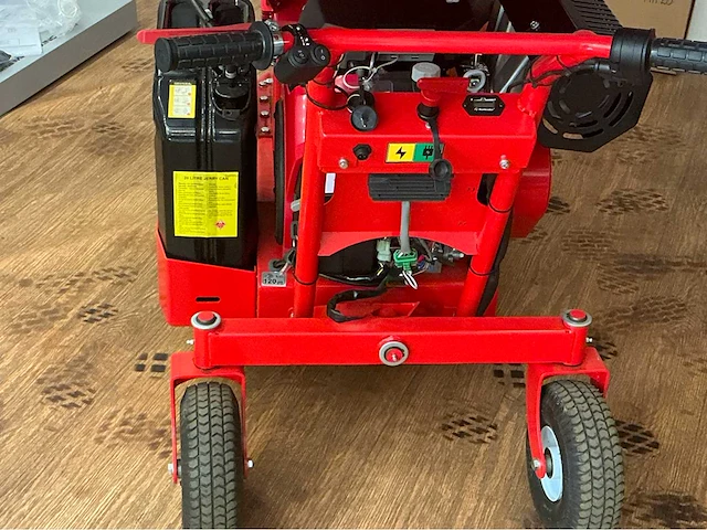 Gtm gts 1800wd 21pk hakselaar - afbeelding 4 van  13