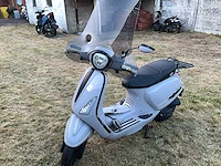 Gts bravo scooter - afbeelding 1 van  6