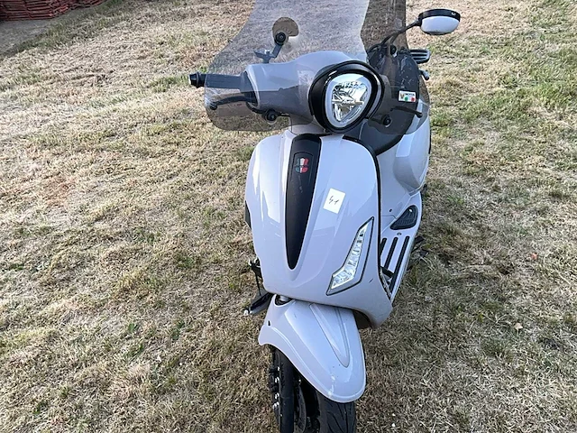 Gts bravo scooter - afbeelding 2 van  6
