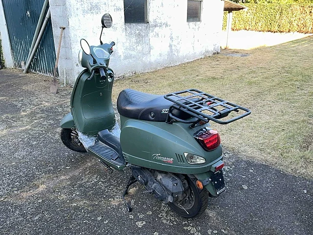 Gts toscana scooter - afbeelding 4 van  7