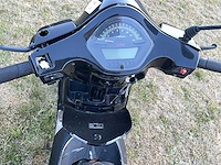 Gts toscana scooter - afbeelding 5 van  5