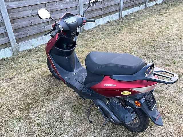 Gts vici turbho scooter - afbeelding 4 van  6