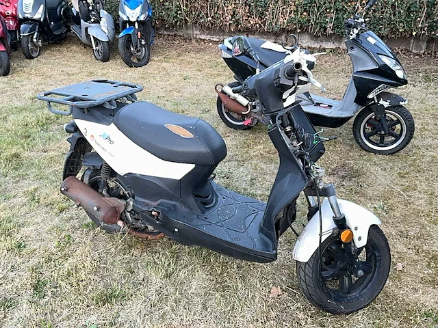Gts vici turbho scooter - afbeelding 3 van  6