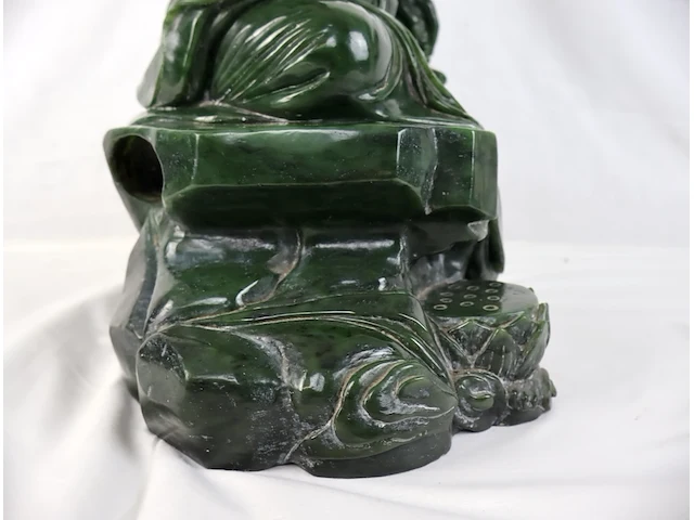 Guan yin beeld groene jade - afbeelding 3 van  16