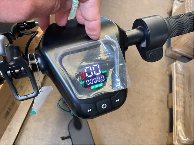 Guardo e-scooter pursuit elektrische step - afbeelding 12 van  14