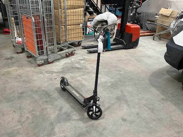 Guardo e-scooter swift 200 elektrische step - afbeelding 1 van  8