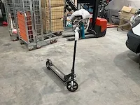Guardo e-scooter swift 200 elektrische step - afbeelding 1 van  8