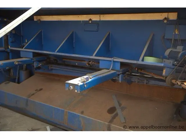 Guillotine haco - afbeelding 4 van  4