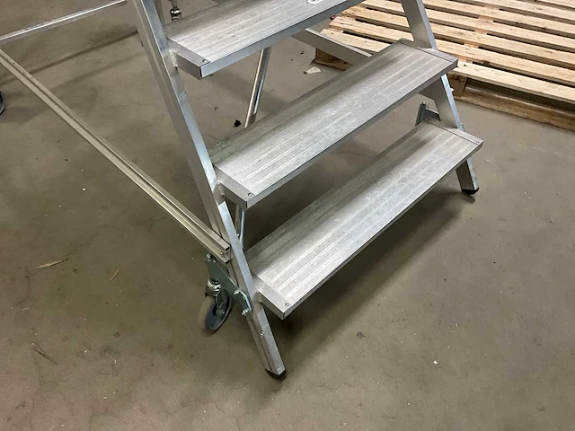 Gunzburger 50107 platformladder - afbeelding 2 van  7