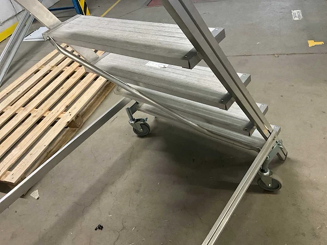Gunzburger 50107 platformladder - afbeelding 7 van  7