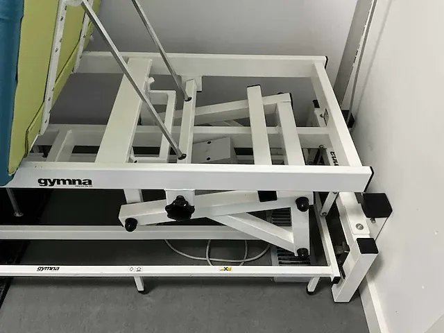 Gymna osteo lux verrijdbare elektrische behandeltafel - afbeelding 5 van  7