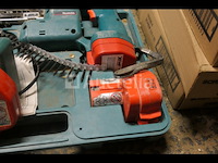 Gyproc-schroevendraaier op batterijen makita 6831d - afbeelding 1 van  6