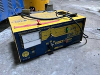 Gys ca350 acculader - afbeelding 1 van  6