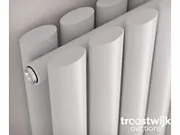 H1800xb600 dubbele design radiator rondo mat wit - afbeelding 1 van  2