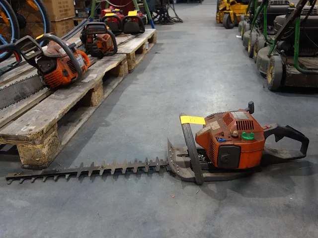 Haagschaar husqvarna - afbeelding 3 van  5