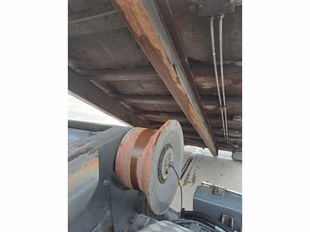 Haakarm container met milieu kleppen multikap afzetcontainer - afbeelding 5 van  14