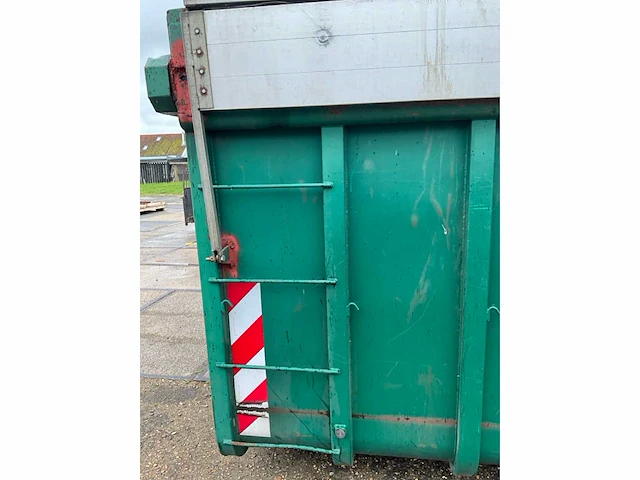 Haakarm container met milieu kleppen multikap afzetcontainer - afbeelding 13 van  13