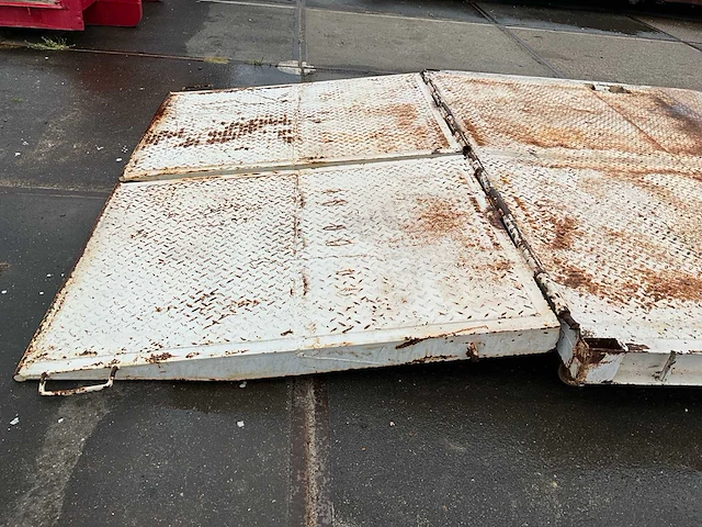 Haakarm plateau container laadvloer flat haak kabelsysteem - afbeelding 2 van  15