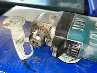 Haakse slijper makita - afbeelding 2 van  4