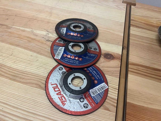 Haakse slijper powerplus powe20025 - afbeelding 3 van  12