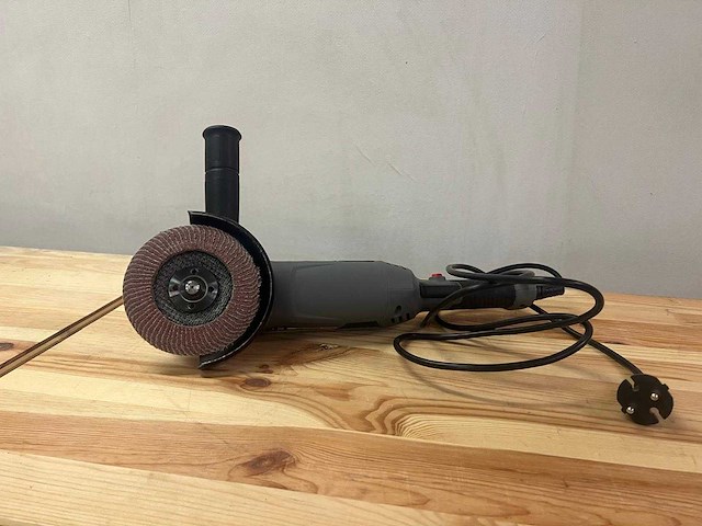 Haakse slijper powerplus powe20025 - afbeelding 7 van  12