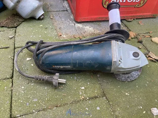 Haakse slijpmachine black&decker - afbeelding 1 van  3