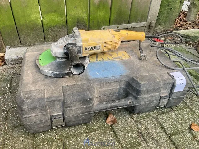 Haakse slijpmachine dewalt - afbeelding 1 van  4