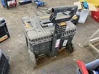 Haakse slijpmachine en decoupeerzaag dewalt - afbeelding 6 van  6