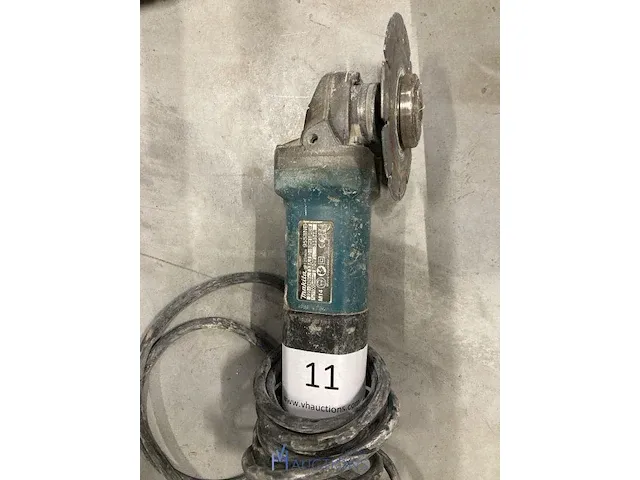 Haakse slijpmachine makita - afbeelding 2 van  3