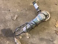 Haakse slijpmachine makita - afbeelding 1 van  3