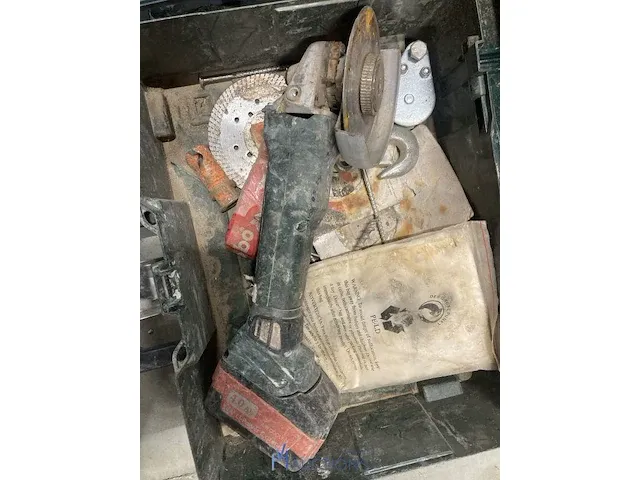 Haakse slijpmachine metabo - afbeelding 3 van  3