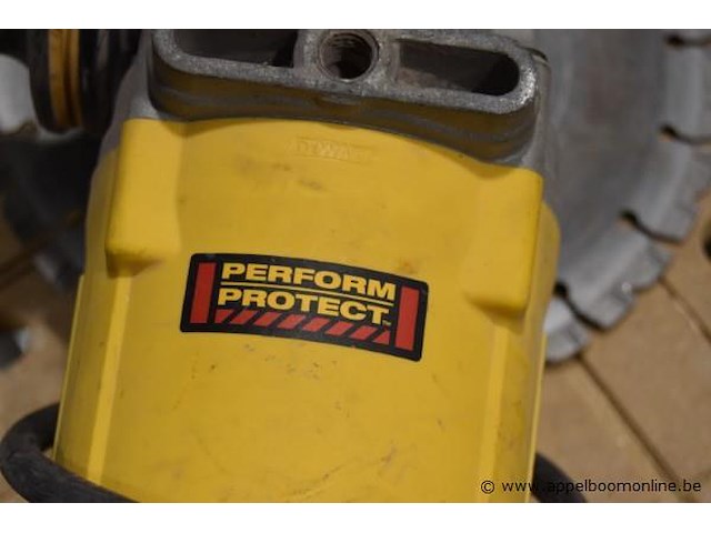 Haakse slijptol dewalt - afbeelding 2 van  2