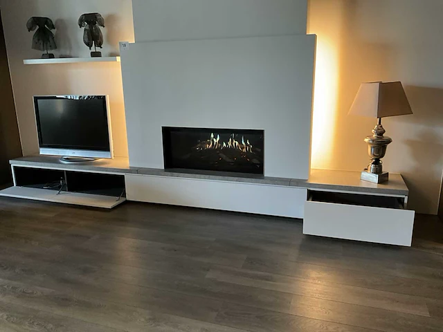 Haard kalfire e-one incl. haardwand - afbeelding 3 van  9
