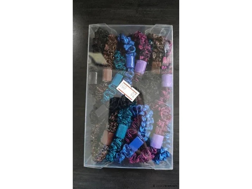 1 euro veiling: dames- en herensokken, haarelastiekjes, ondergoed en div. kleding
